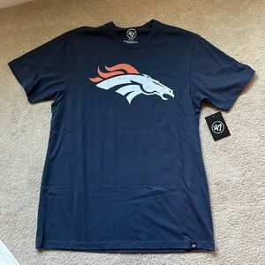 Denver Broncos tshirt size medium